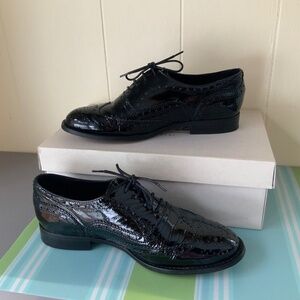 Oxford-style ladies’ shoes, patent leather, size 38, black